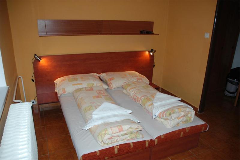 Garni Hotel Sonata Trenčianske Teplice Chambre photo