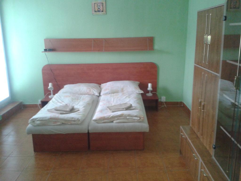 Garni Hotel Sonata Trenčianske Teplice Extérieur photo