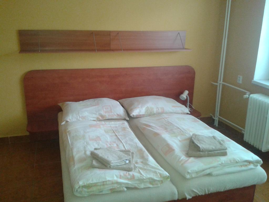 Garni Hotel Sonata Trenčianske Teplice Extérieur photo