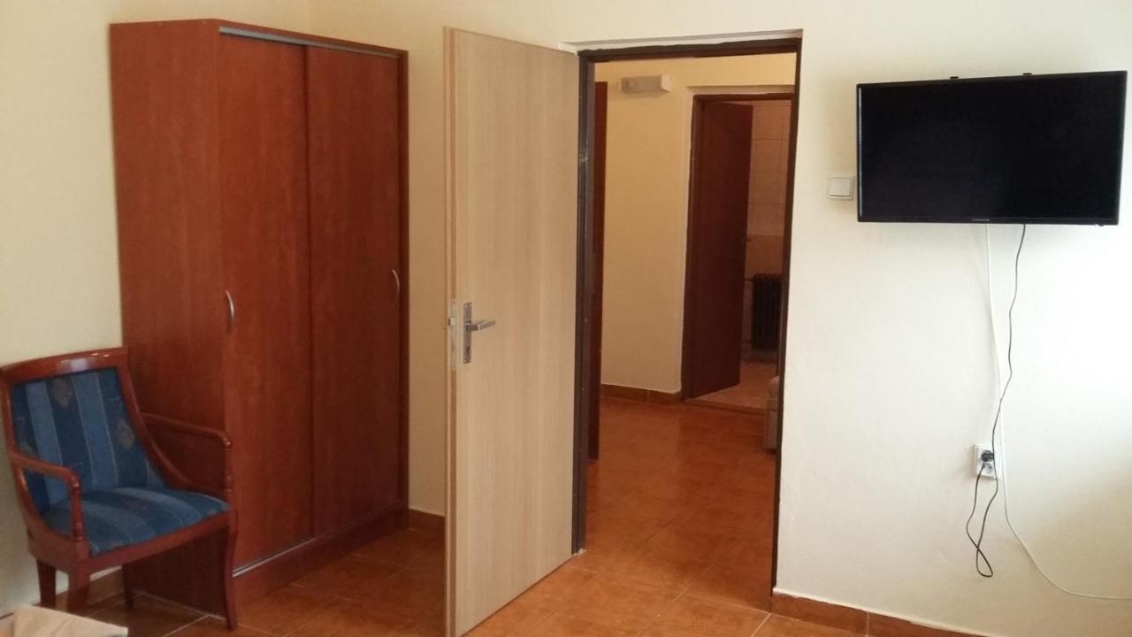 Garni Hotel Sonata Trenčianske Teplice Extérieur photo