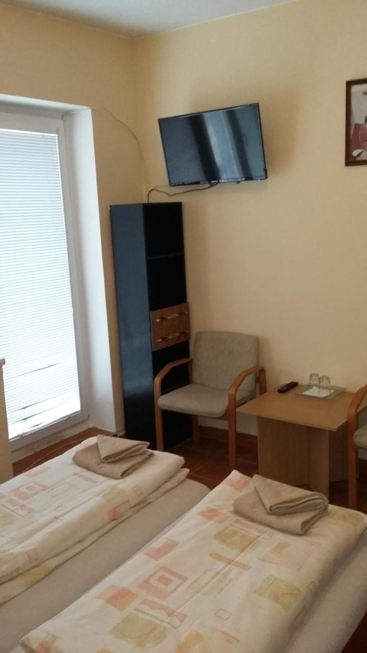 Garni Hotel Sonata Trenčianske Teplice Extérieur photo